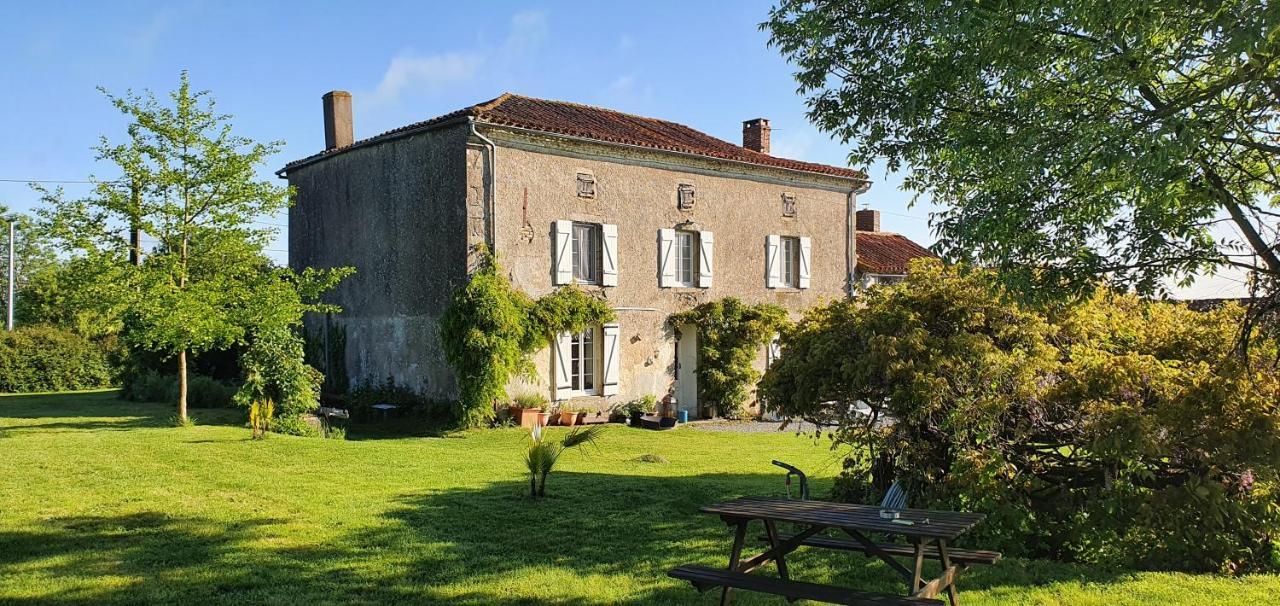 Bed and Breakfast Wisteria House Chanteloup  Esterno foto