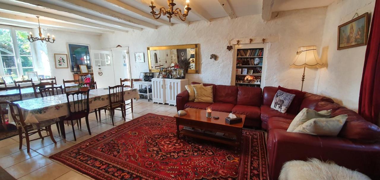 Bed and Breakfast Wisteria House Chanteloup  Esterno foto