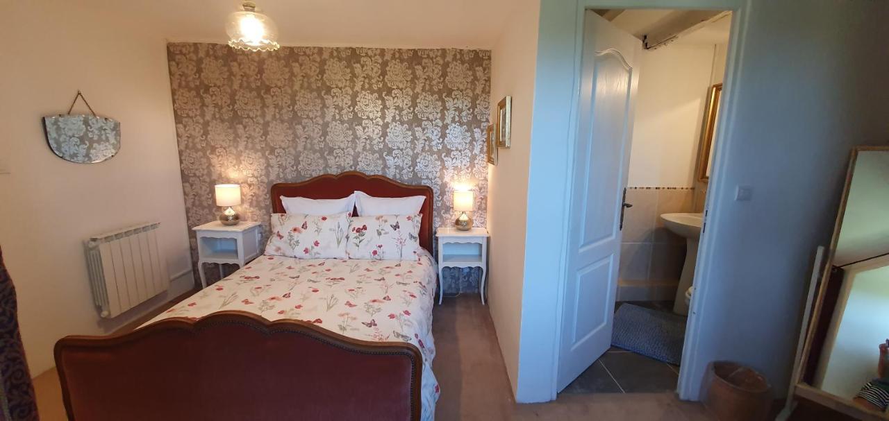 Bed and Breakfast Wisteria House Chanteloup  Esterno foto