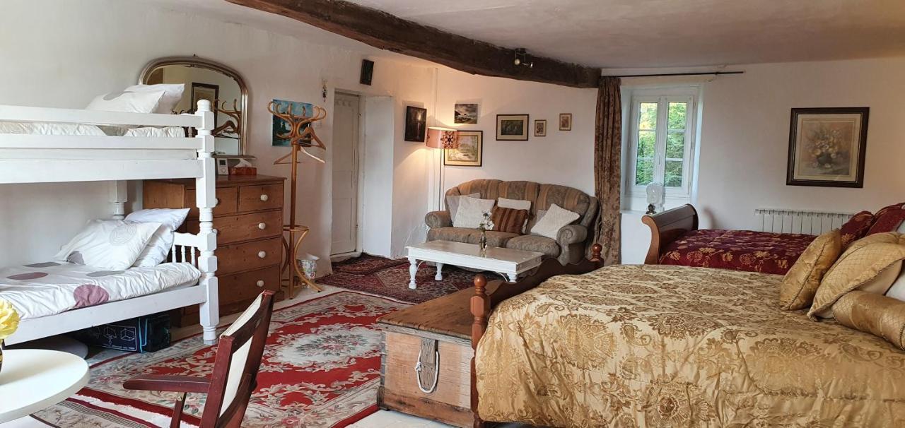 Bed and Breakfast Wisteria House Chanteloup  Esterno foto