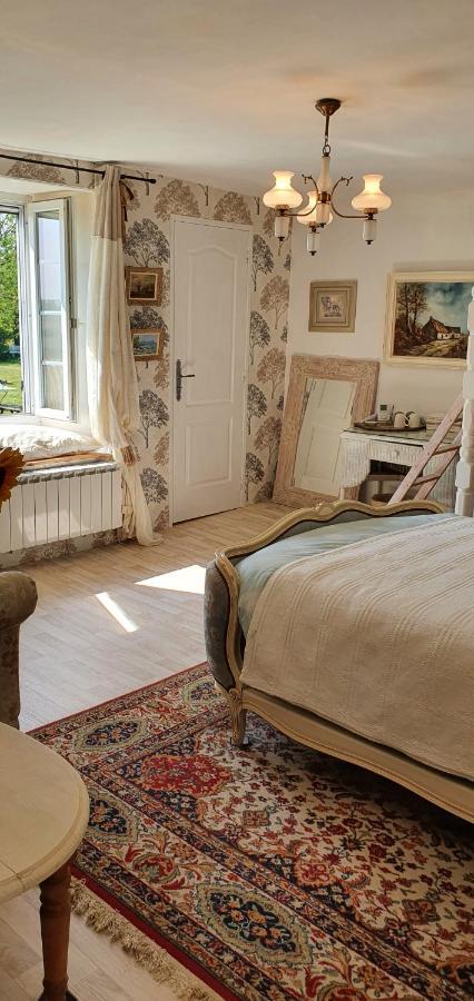 Bed and Breakfast Wisteria House Chanteloup  Esterno foto