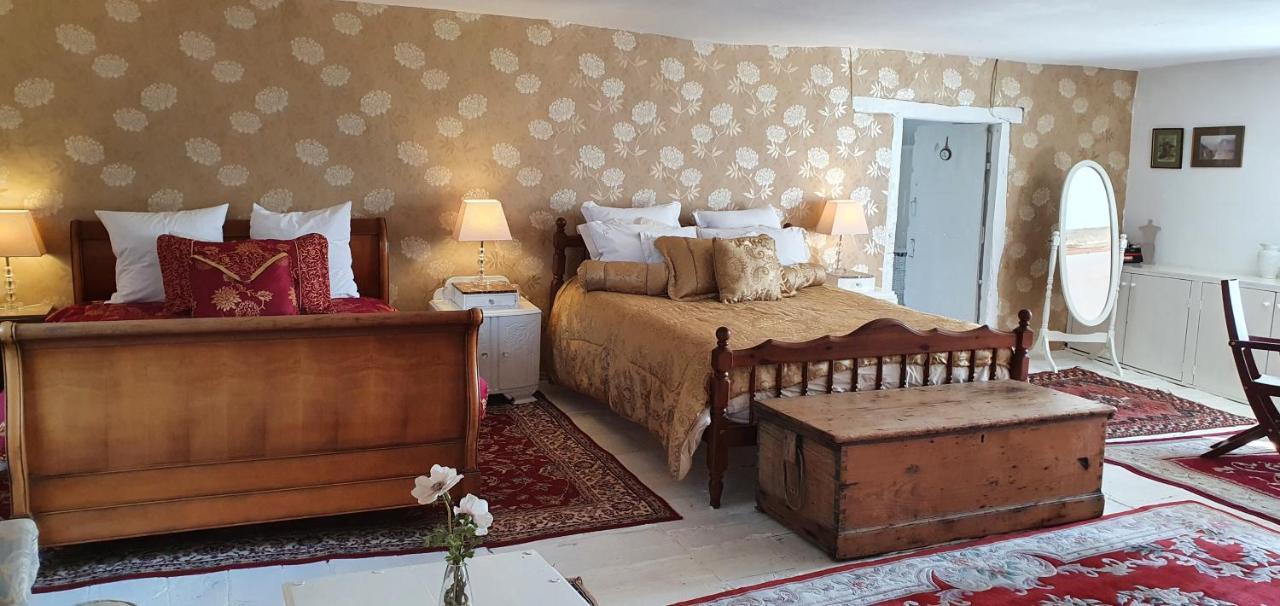 Bed and Breakfast Wisteria House Chanteloup  Esterno foto