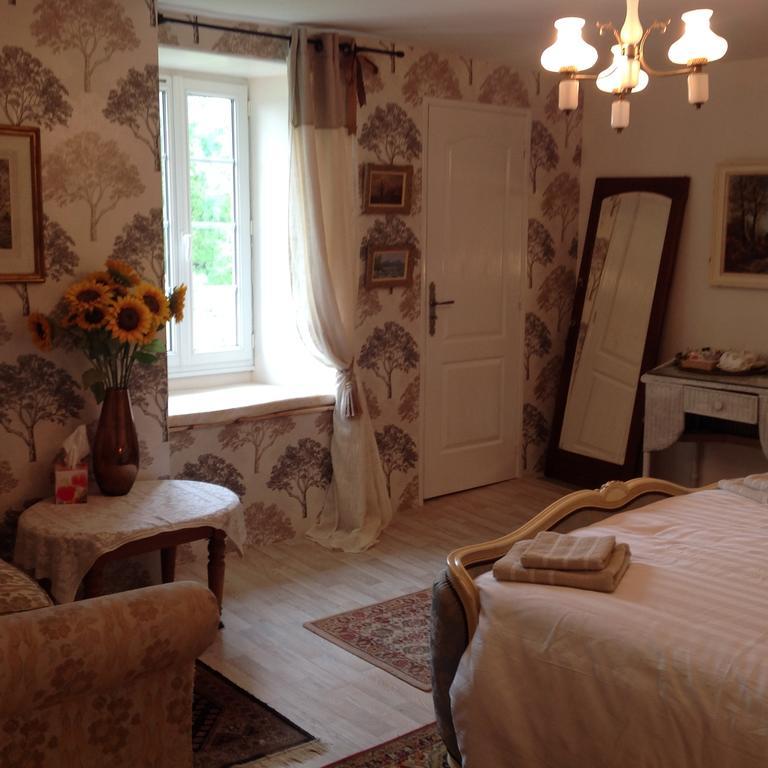 Bed and Breakfast Wisteria House Chanteloup  Esterno foto