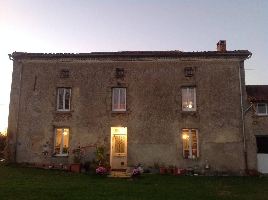 Bed and Breakfast Wisteria House Chanteloup  Esterno foto