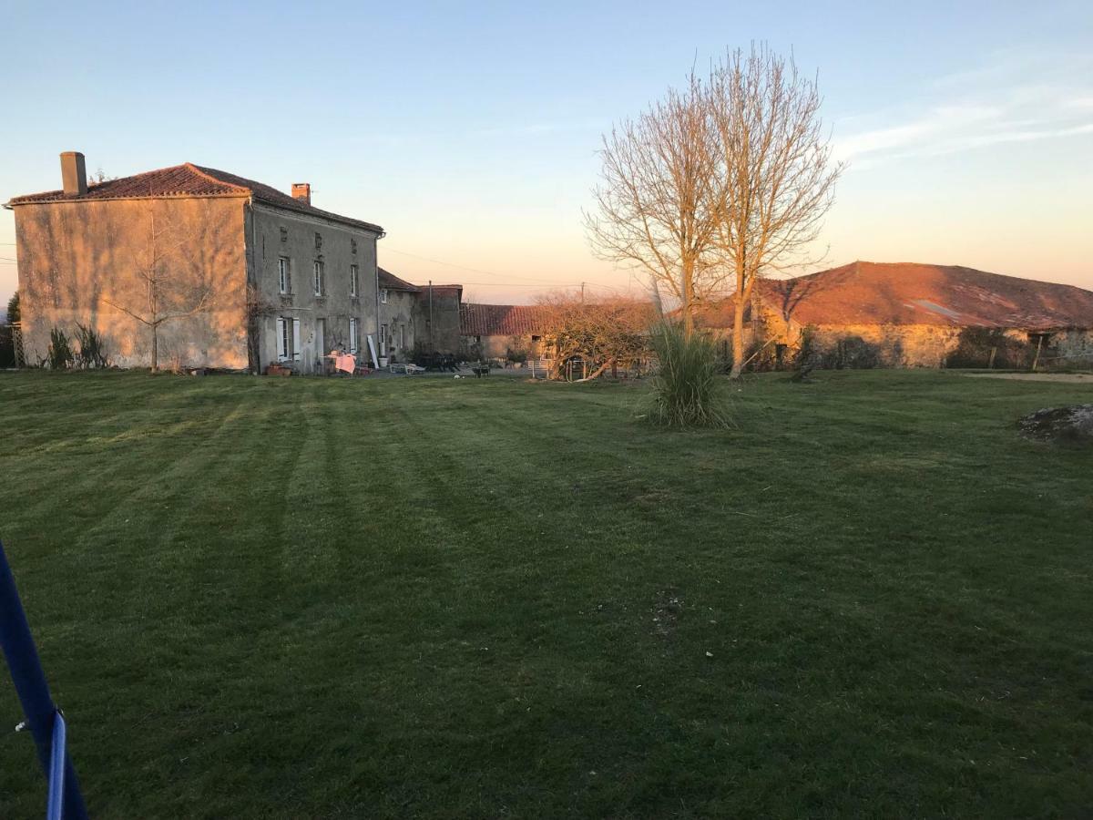Bed and Breakfast Wisteria House Chanteloup  Esterno foto